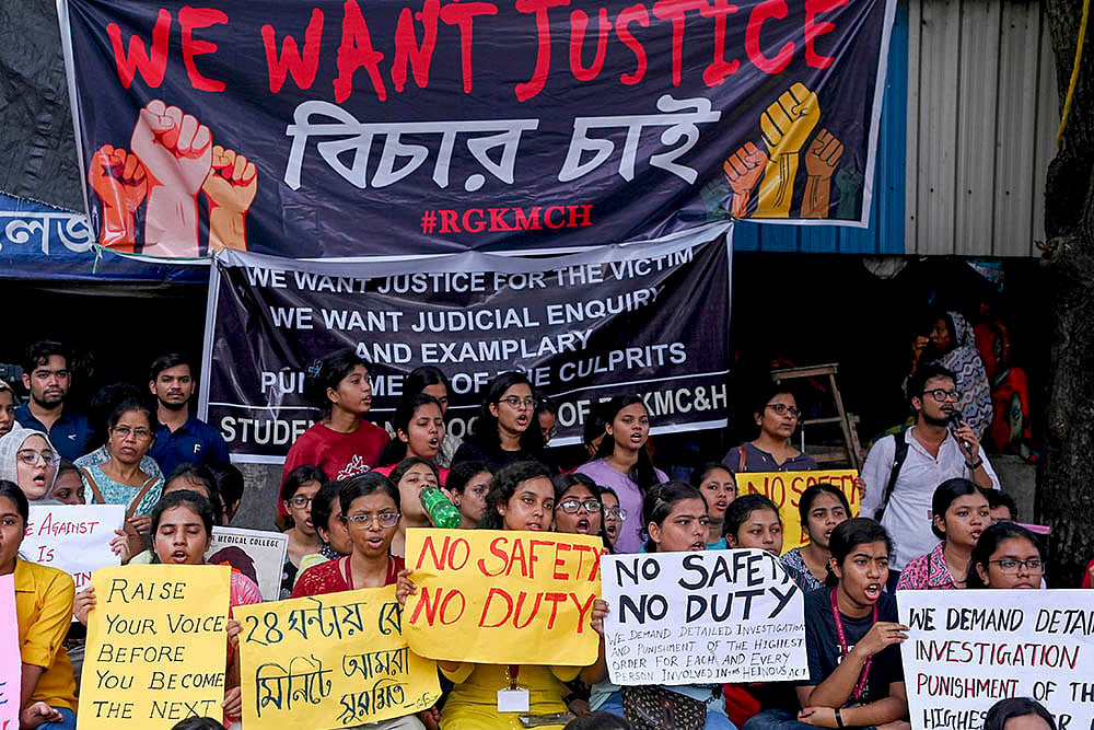| Photo: PTI : Doctors and nursing staff protest RG Kar Medical College 
